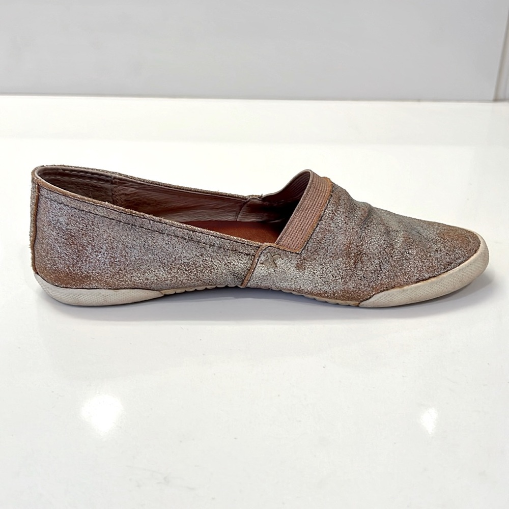 Frye Melanie Slip In Bronze Metallic Sz 6